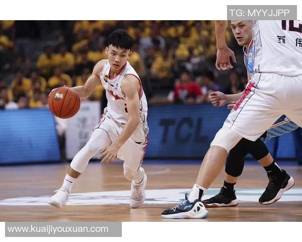 CBA精彩回顾广东队与山东队的激烈对决与精彩瞬间分析